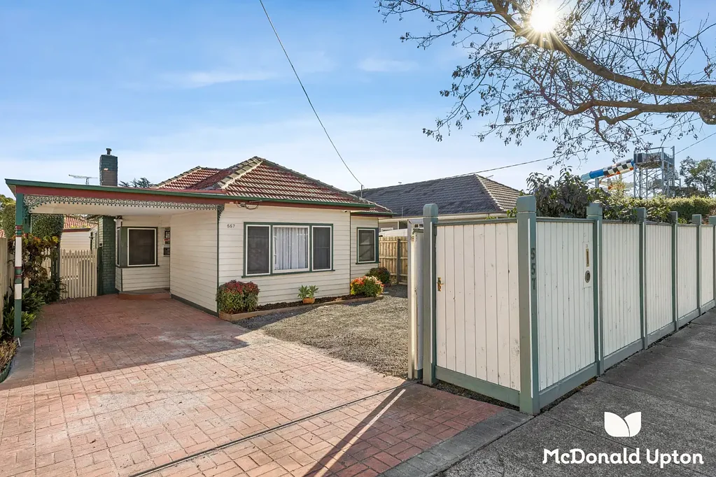 Pascoe Vale 3 Bedroom Comfort and Practicality with Family Appeal