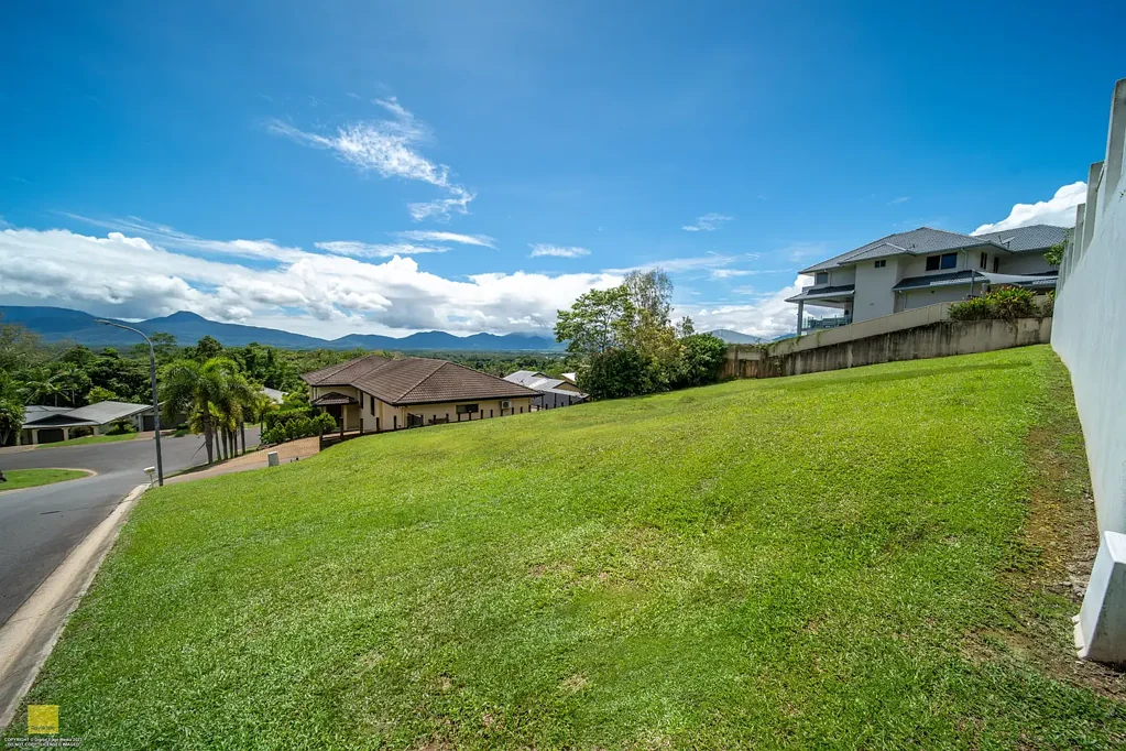 Mount Sheridan Elevated Prime Parcel 764m2 Block
