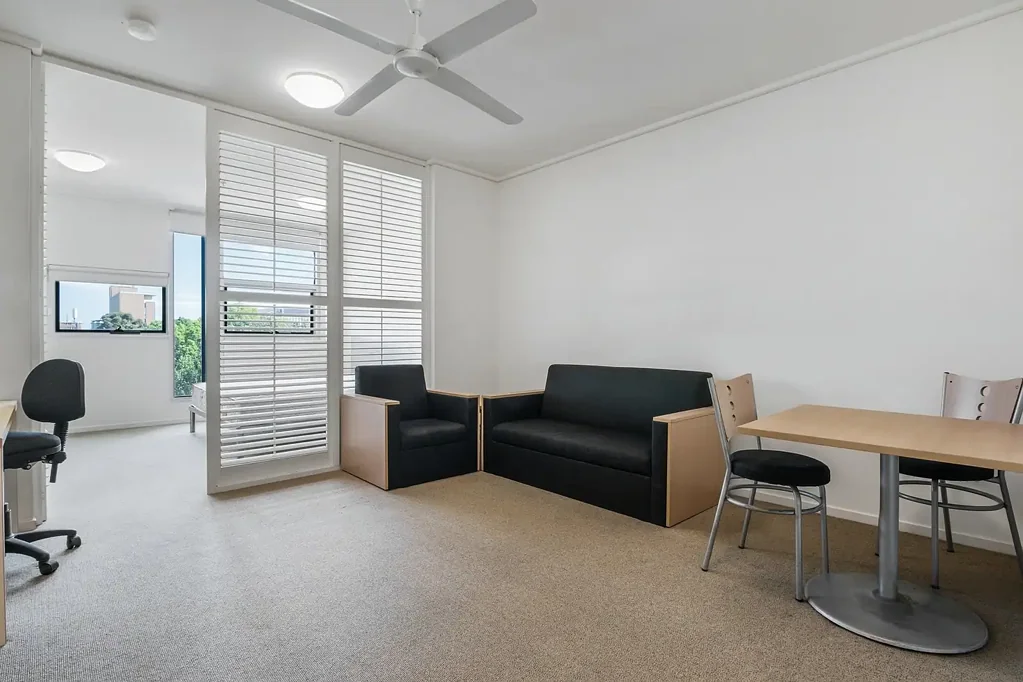 Carlton 1房  Spacious Student Living with Community Atmosphere