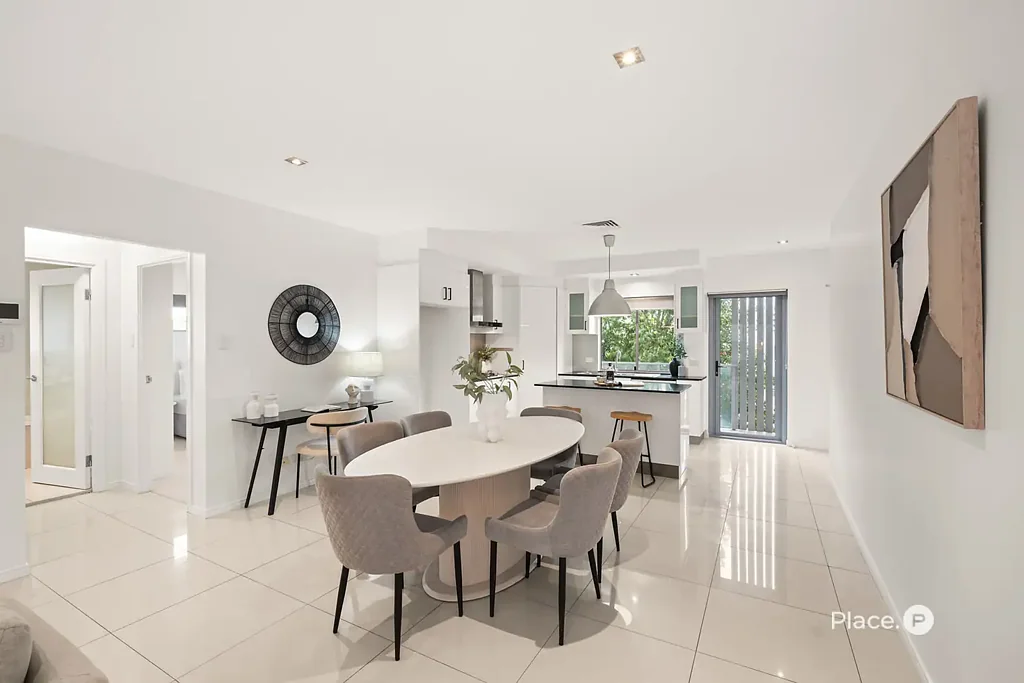 East Brisbane 2房 尊贵都市生活，尊享专属设施 Sophisticated Urban Living with Exclusive Amenities