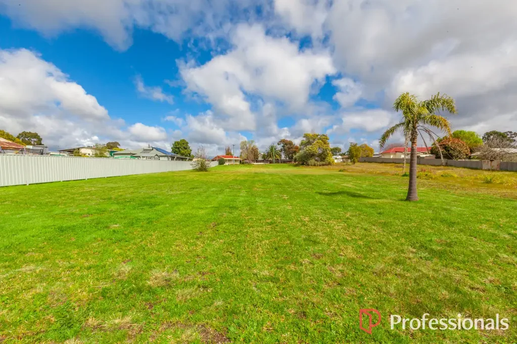 Manjimup  This 2,004m2 property is prepped and ready to go with the added bonus of 3 Phase Power!