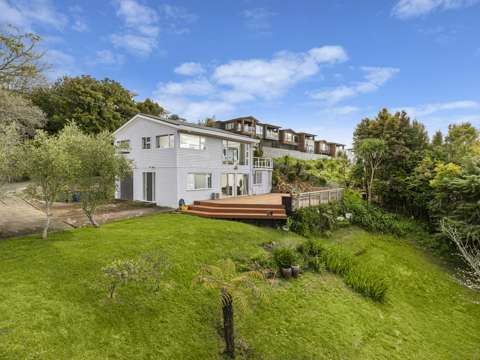 Mairangi Bay 4部屋 Spacious family home- Sea views- 1,110sqm