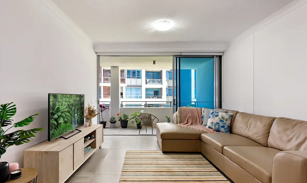 MODERN DESIGN WITH PREMIUM AMENITIES