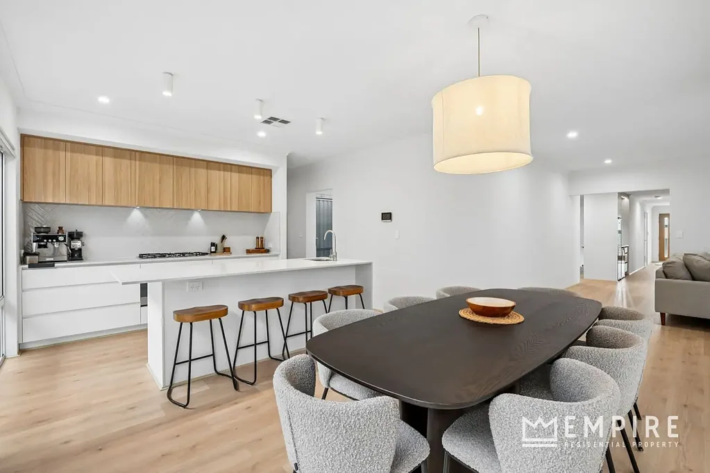 Coogee 4房  Low-Maintenance Luxury by the Coast