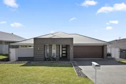 542 OAKHAMPTON RD, Aberglasslyn