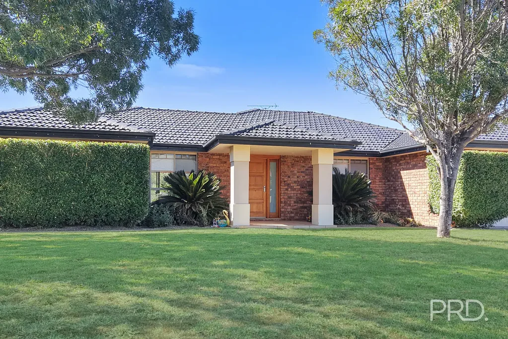 56 Harrier Parade, Tamworth, NSW 2340