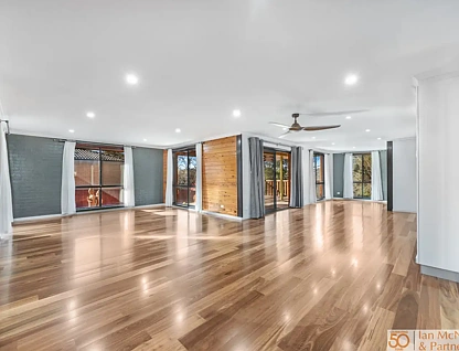 7 Hayley Crescent, Queanbeyan, NSW 2620, 3 chambres, 2 salles de bain, House