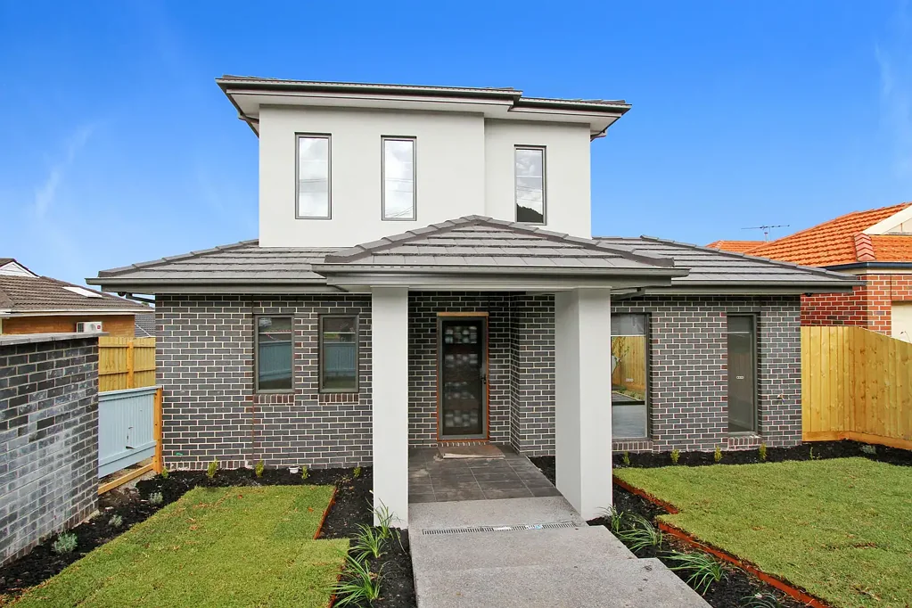 Two bedroom unit in prized Reservoir location!