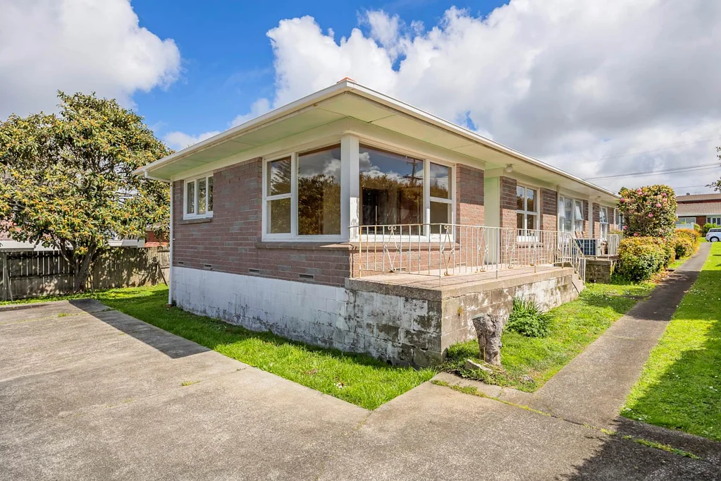 3/4 Gordon Avenue, Milford, North Shore City, Auckland