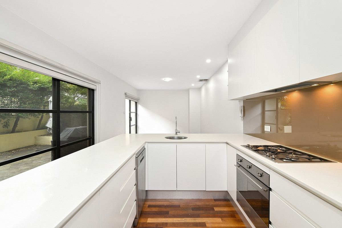 28 RANGERS RD, CREMORNE NSW 2090, 0 chambres, 0 salles de bain, Townhouse