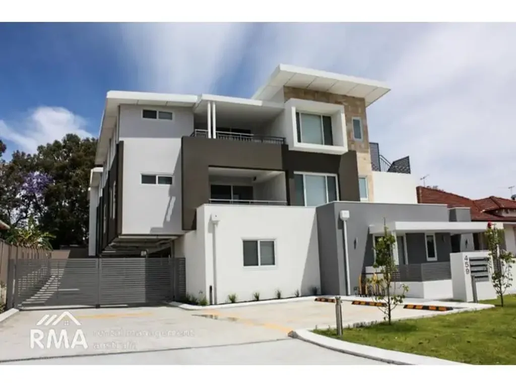 Modern Apartment, Great Location