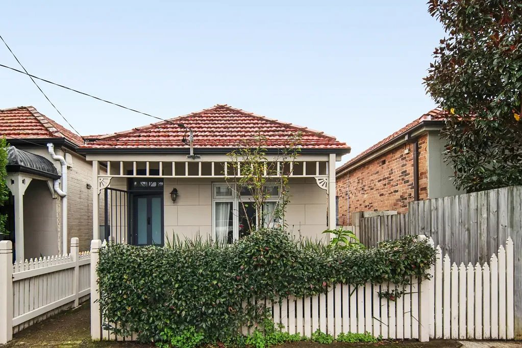 Stylishly Remodelled Freestanding Residence in a Convenient Setting