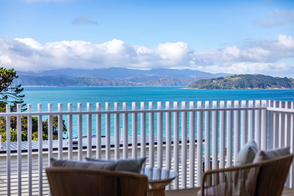 Kaiwharawhara 3chambre Sea views and Brand New