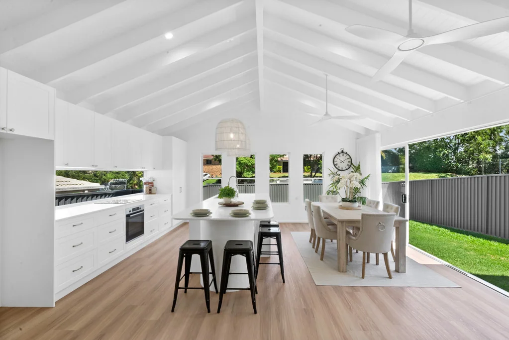 63 Renfrew Drive, Highland Park, QLD 4211