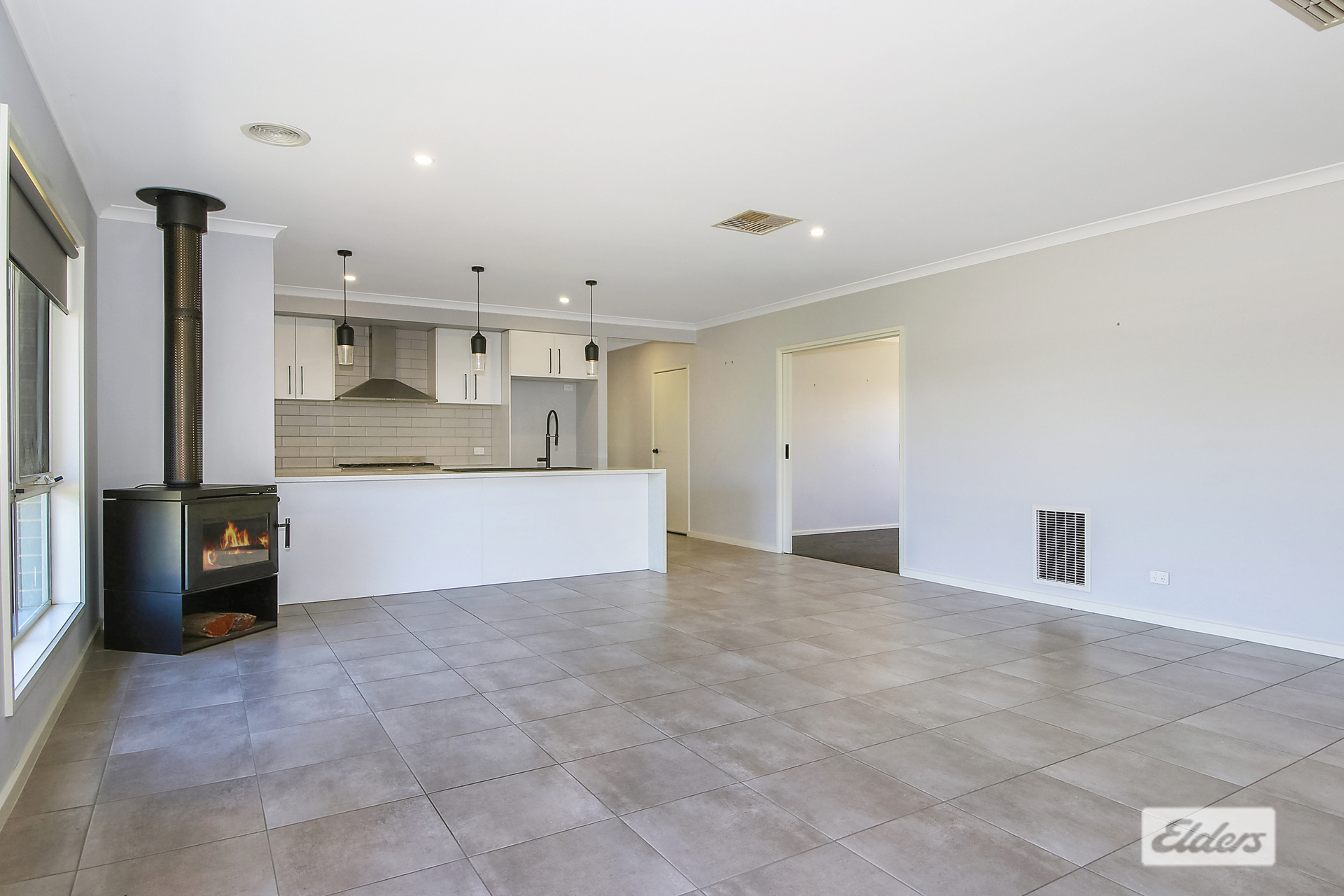 14 ASHBURTON CCT, WEST WODONGA VIC 3690, 0房, 0浴, House