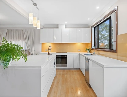 19 Pickersgill Street, Kings Langley, NSW 2147, 4 ਕਮਰੇ, 3 ਬਾਥਰੂਮ, House