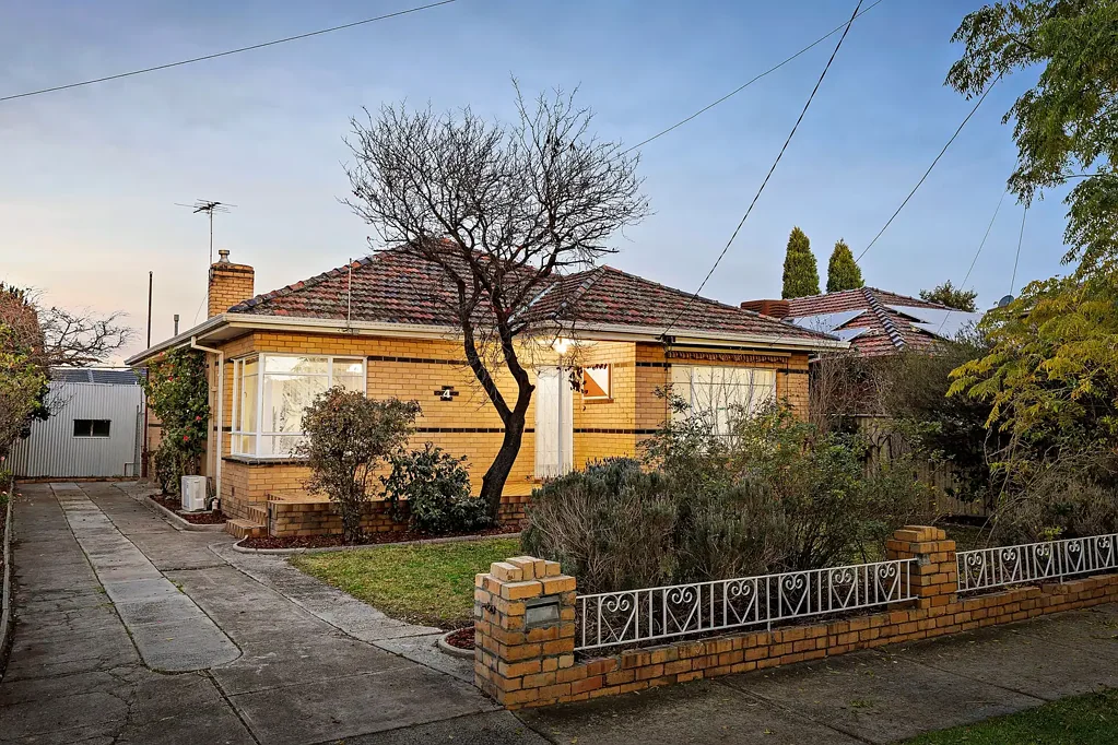 4 Dowling Street, Fawkner, VIC 3060
