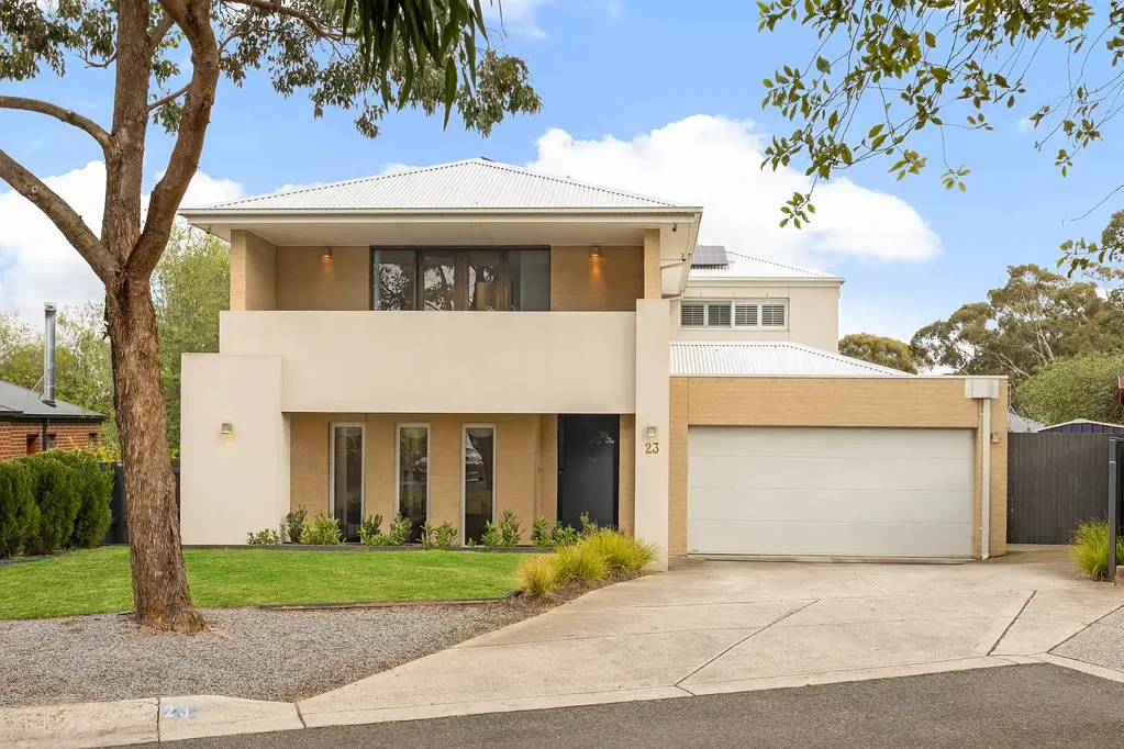 Sunbury 5 Bedroom By Private Appointment