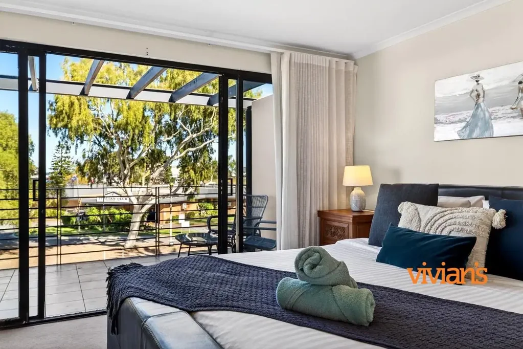 Fremantle 2બેડરૂમ Front Row Fremantle Living with Multiple Investment Opportunities