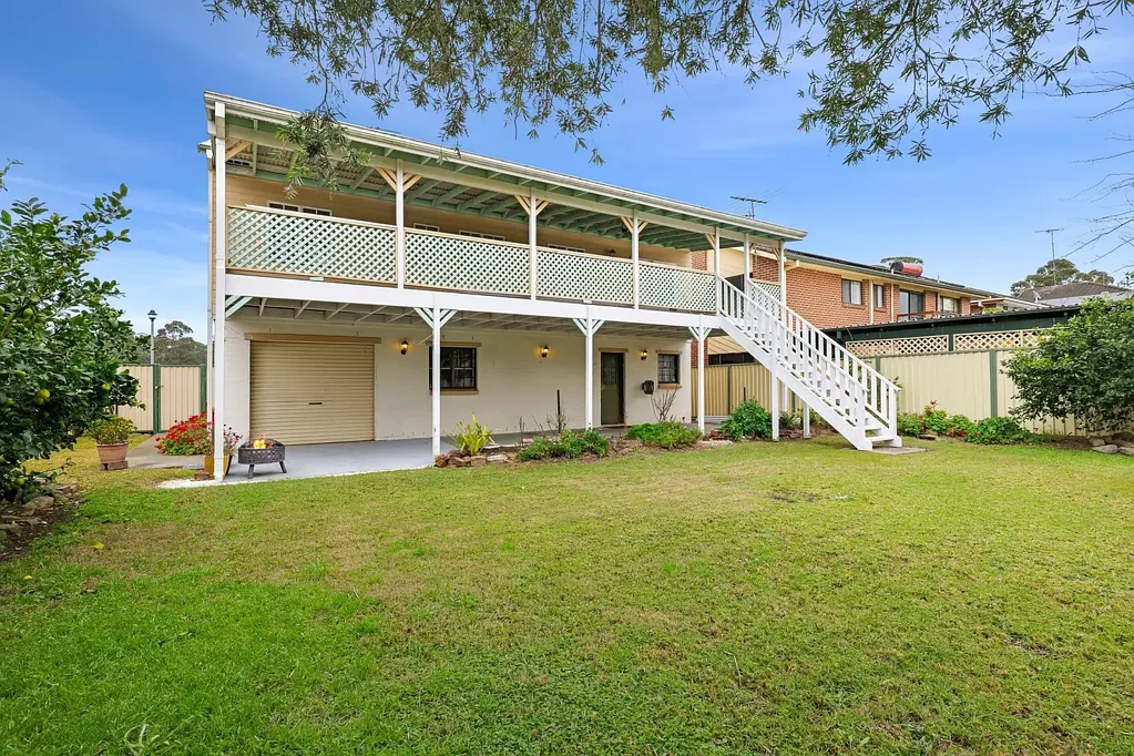 Mcgraths Hill 3 Bedroom Acreage views, charming facade