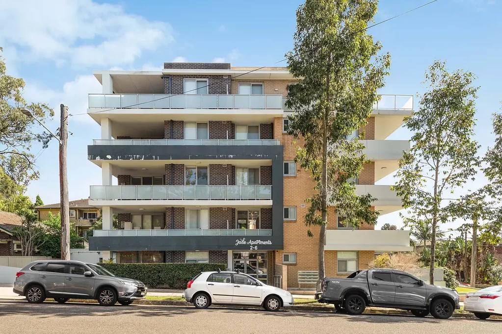 Carlton 1房 清新现代公寓，提供无与伦比的便利生活方式 Fresh Modern Apartment Delivering Unrivalled Lifestyle Convenience