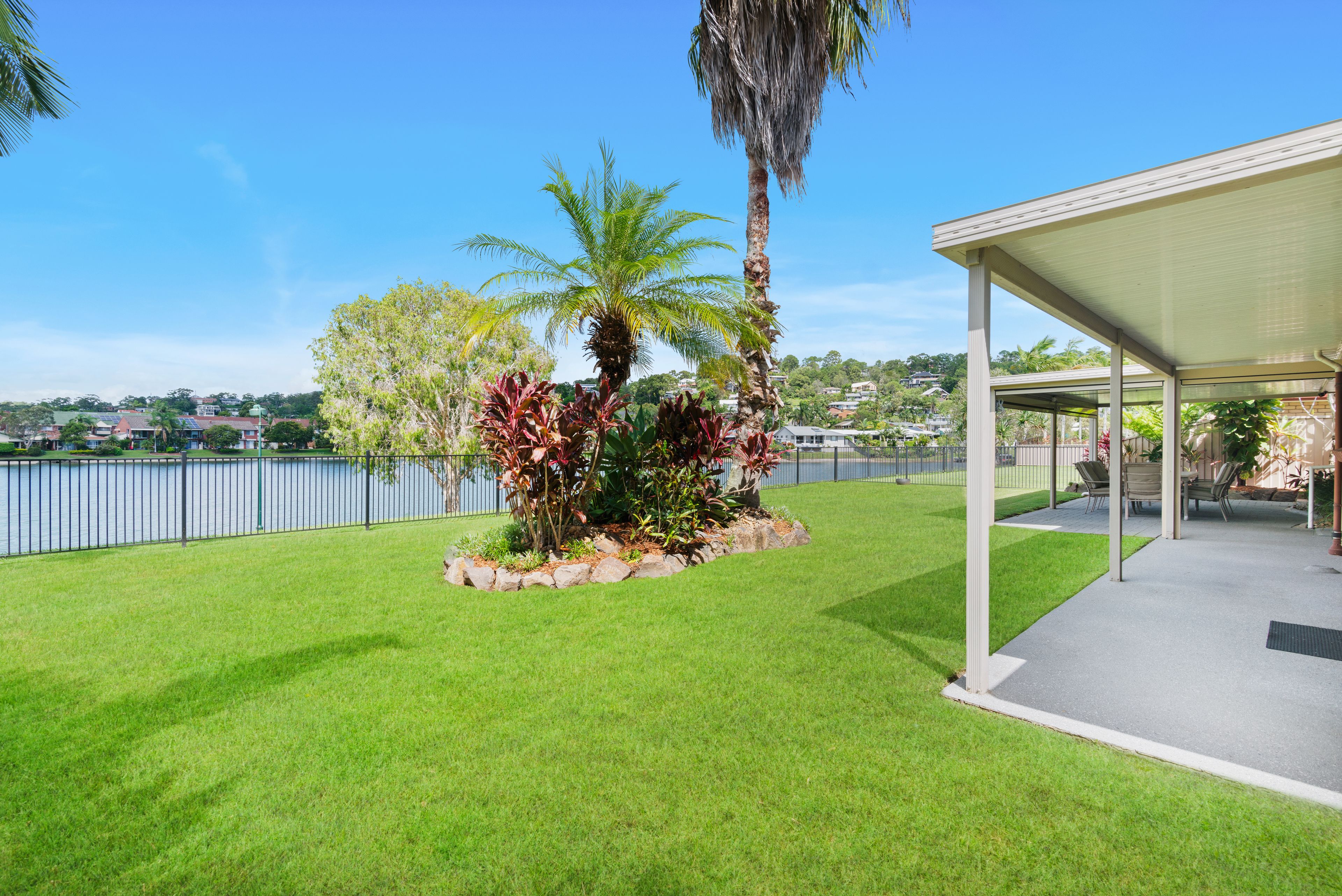 127 MURTHA DR, ELANORA QLD 4221, 0房, 0浴, House