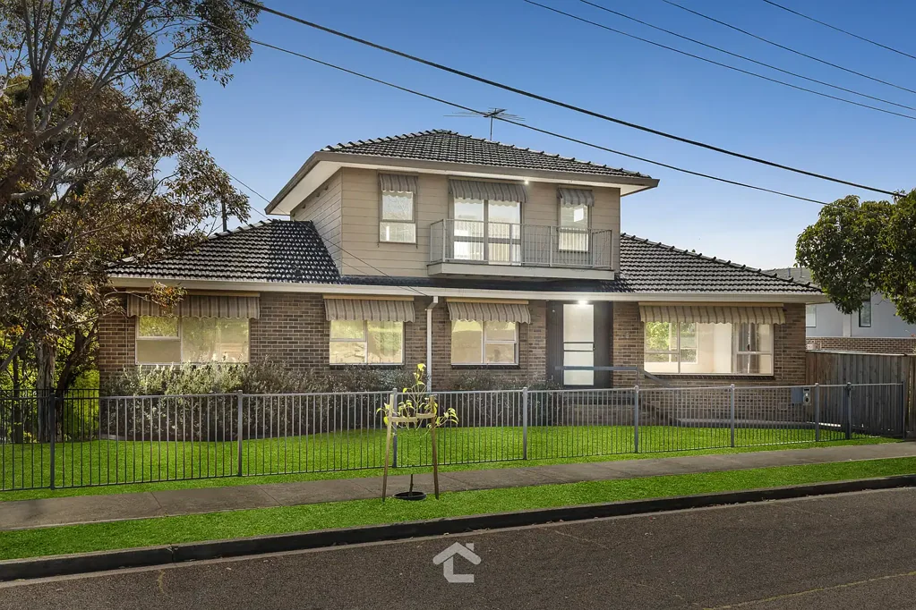 Templestowe Lower 5chambre Endless Possibilities for Living, Growing or Investing