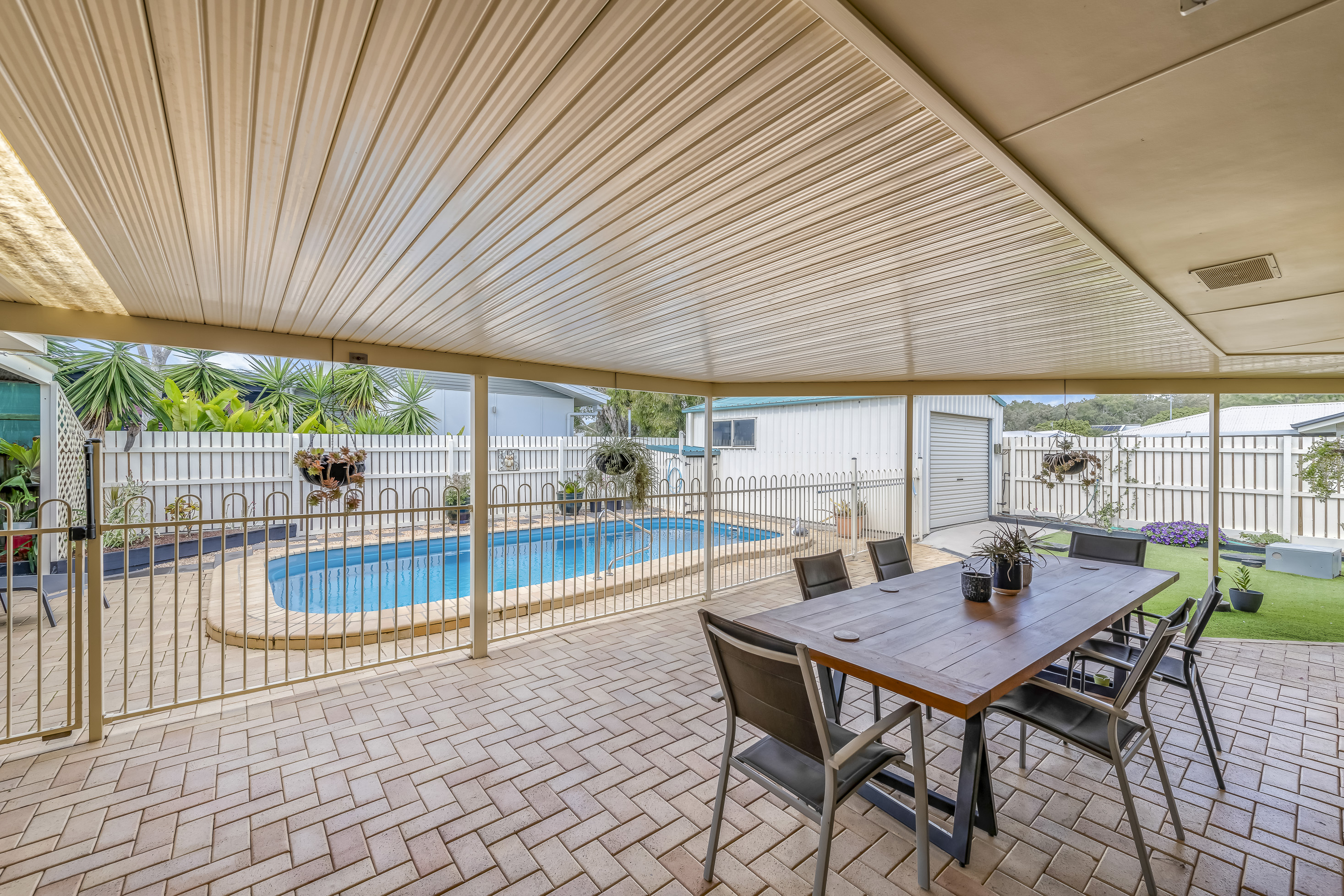 37 ACACIA ST, MOORE PARK BEACH QLD 4670, 0 ห้องนอน, 0 ห้องน้ำ, House