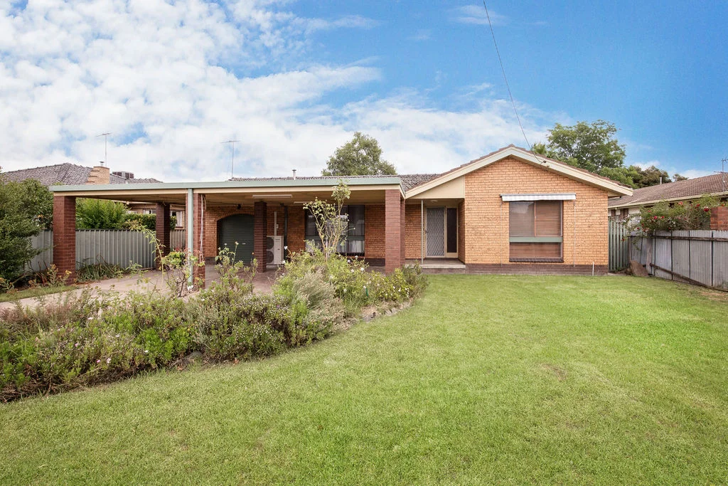 501 Kotthoff Street, Lavington, NSW 2641