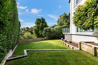 168 Kittiwake Drive, Albany, Albany, North Shore City