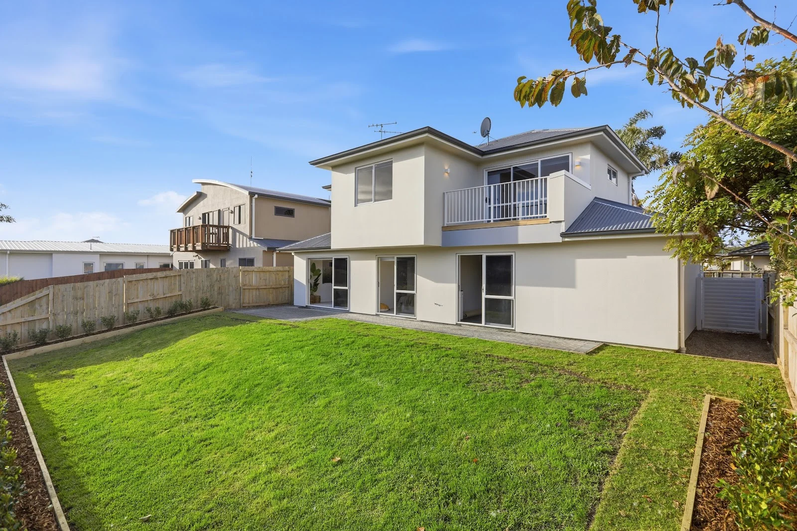 Brookfield 4Zimmer Renovated 4-Bed Home w/ Cavity System