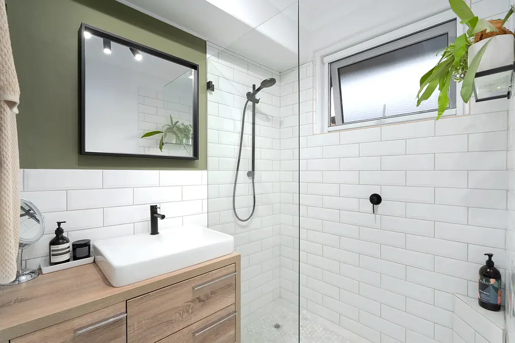 Mosman 3Kwarto Captivating Luxury Set At Rear Of Block