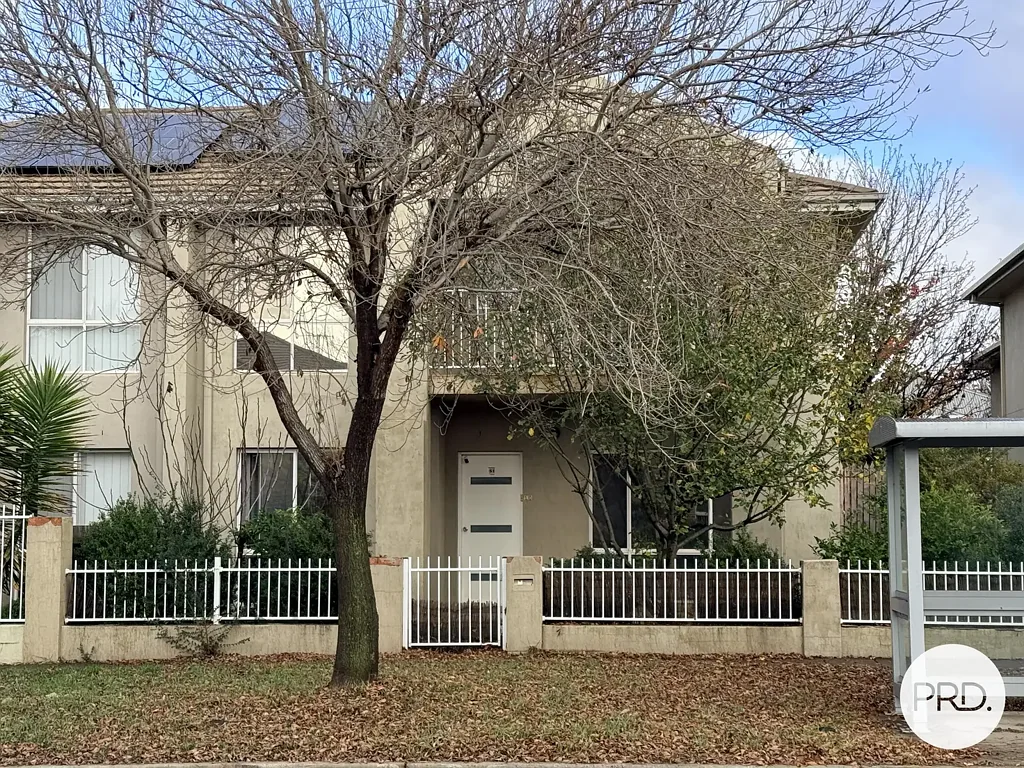 Harrison 4房  Family Home with Self-Contained Studio