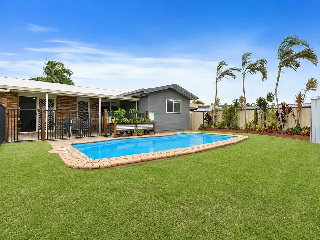 Taranganba 4chambre The Perfect Blend of Lifestyle, Location & Modern Living