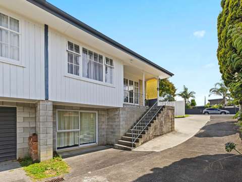 Sunnyhills 2房  Affordable and Convenient - Ideal Starter or D...