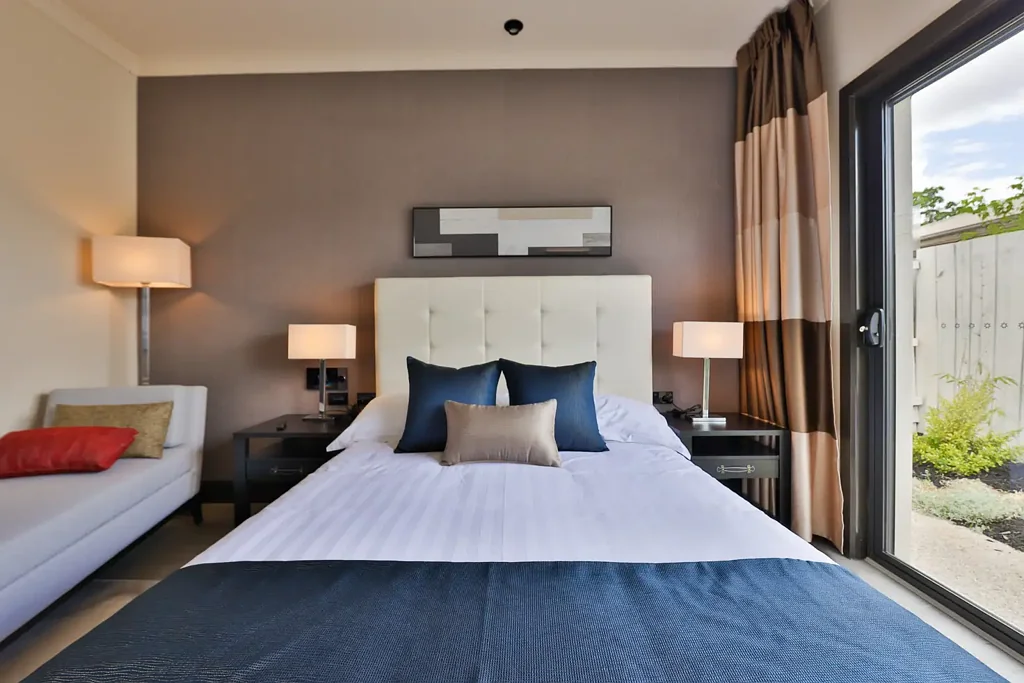 Platinum Executive Room (Fully Furnished; Includes Utilities)