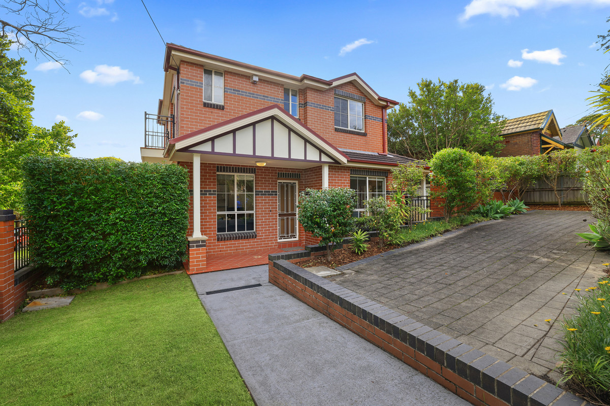 33 DUNTROON ST, HURLSTONE PARK NSW 2193, 0 침실, 0 욕실, House