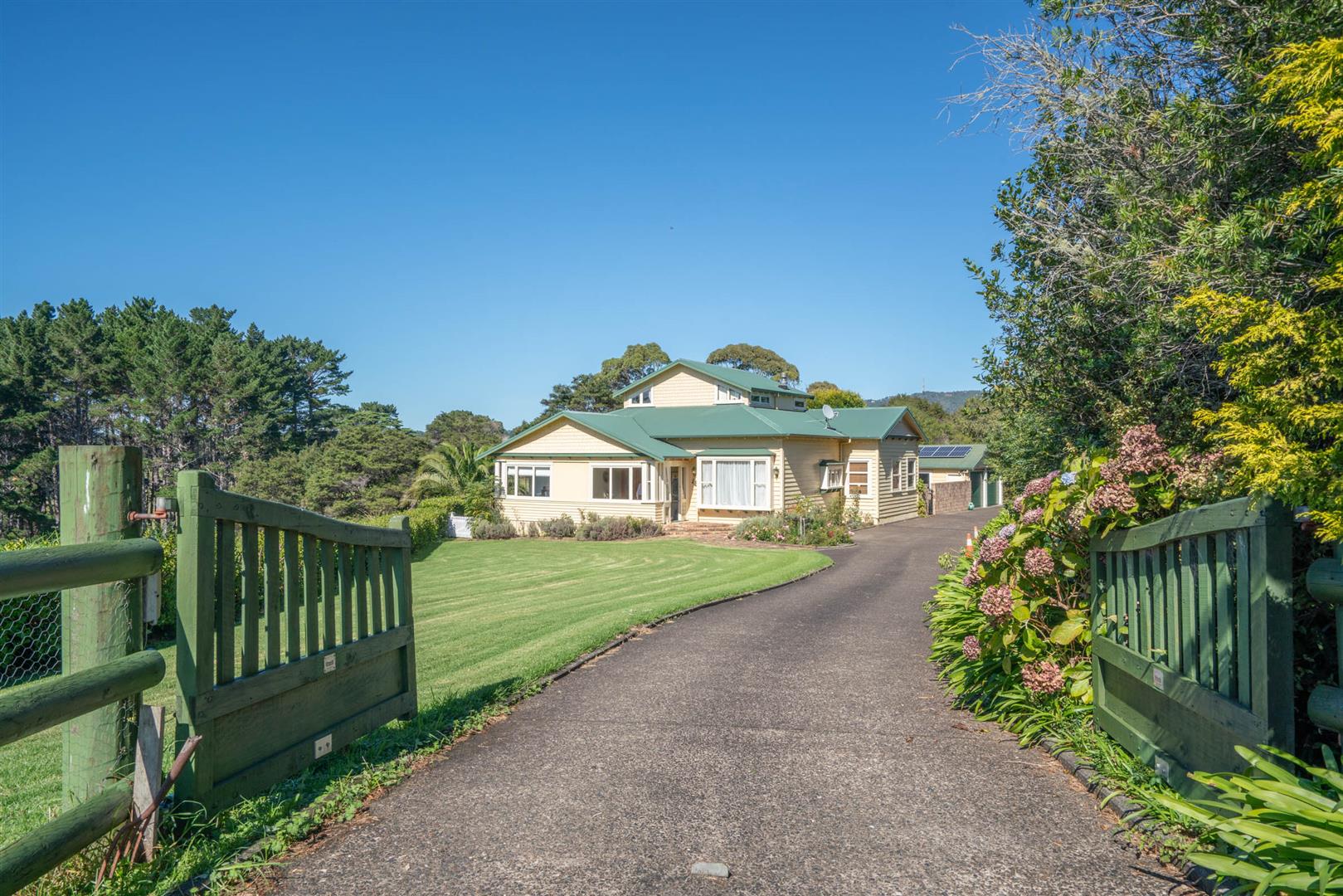 168 Candia Road, Henderson Valley, Auckland - Waitakere, 4 Bedrooms, 0 Bathrooms