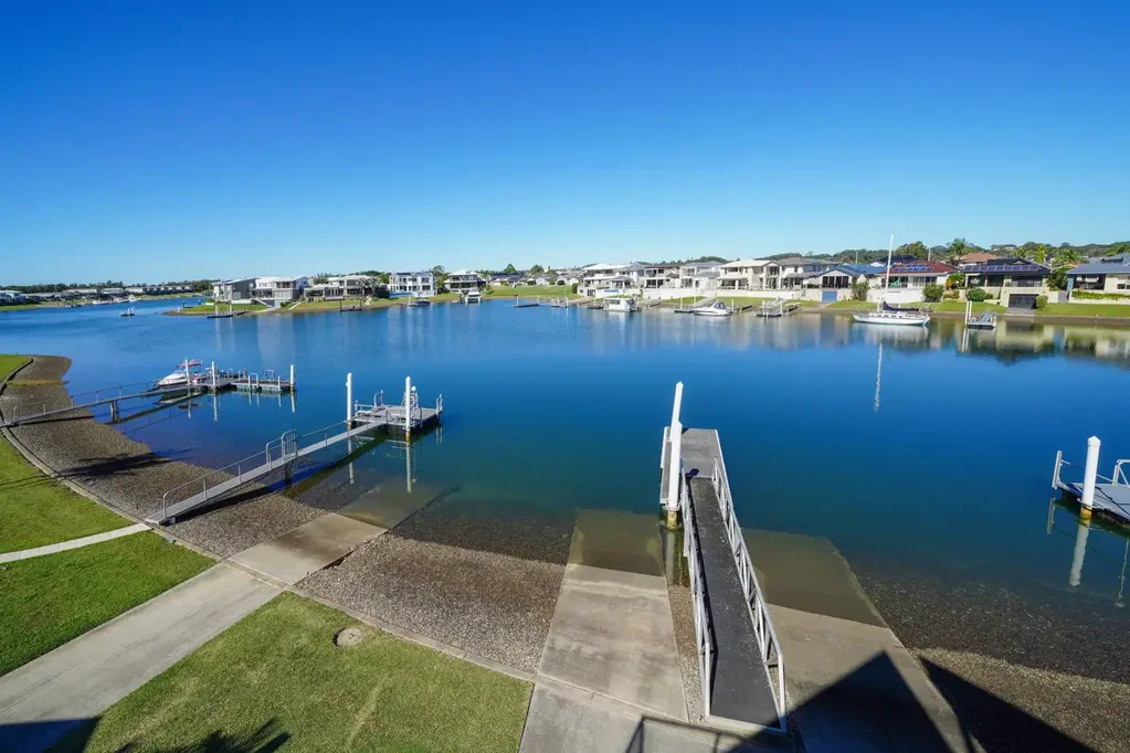 Port Macquarie 4房  Premium Waterfront Location and Lifestyle
