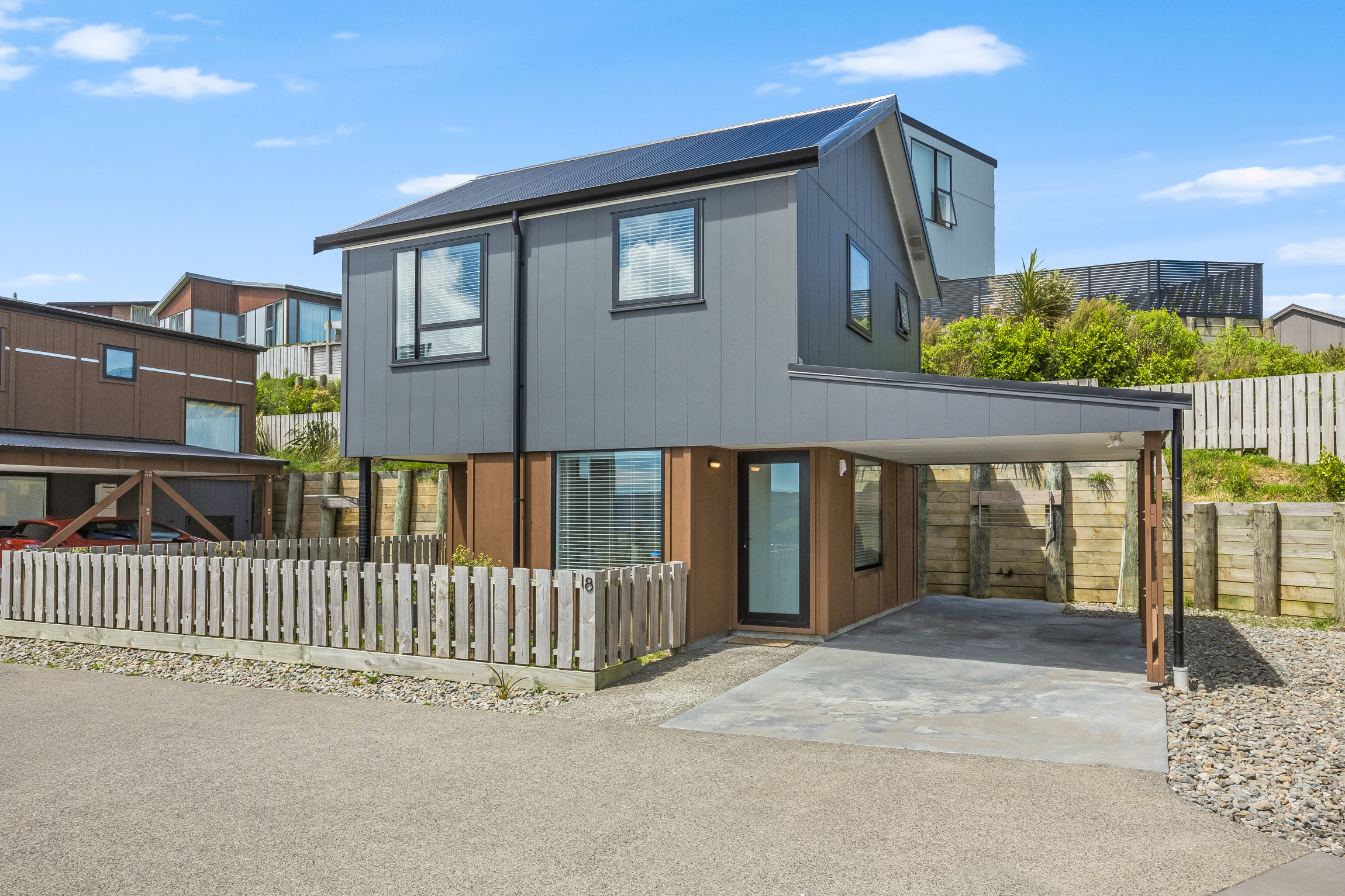 18 Astelia Way, Woodridge, Wellington, 2部屋, 1バスルーム, House