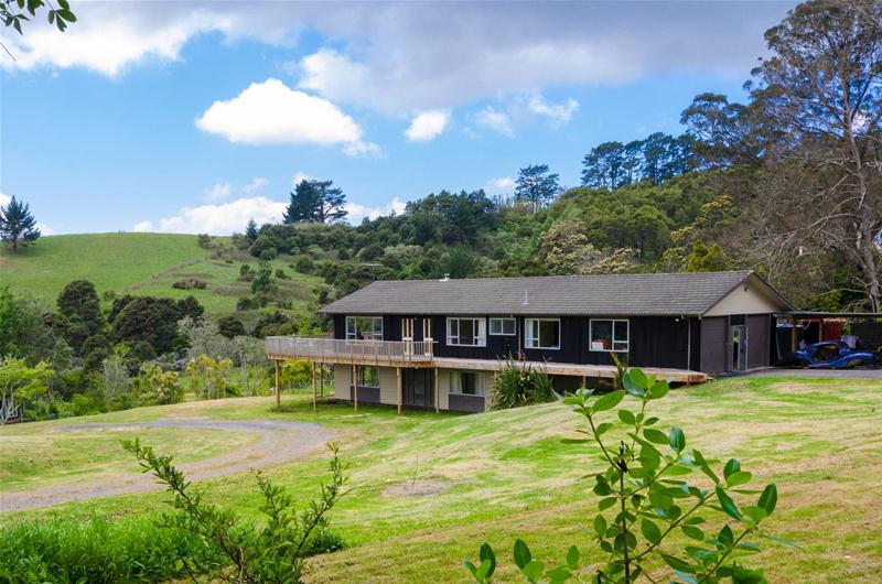 Rural  Waitakere Foothills Zone