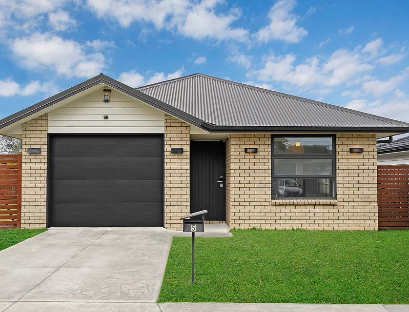 5 Tomairangi Crescent, Pukekohe, Franklin District, 3 Kuwarto, 2 Banyo, House