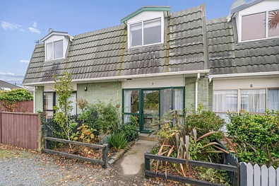 Trentham 2 Slaapkamer Easy Living in Convenient Trentham