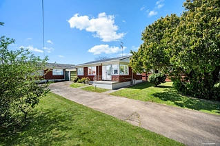 1/648 Pakuranga Road, Highland Park, Manukau City