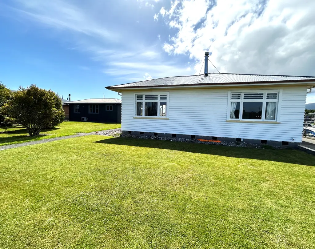Westport 3 Bedroom Home & Income