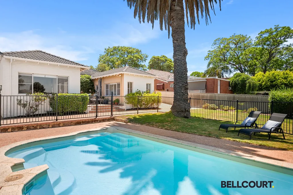 11 Monash Avenue, Como, WA 6152