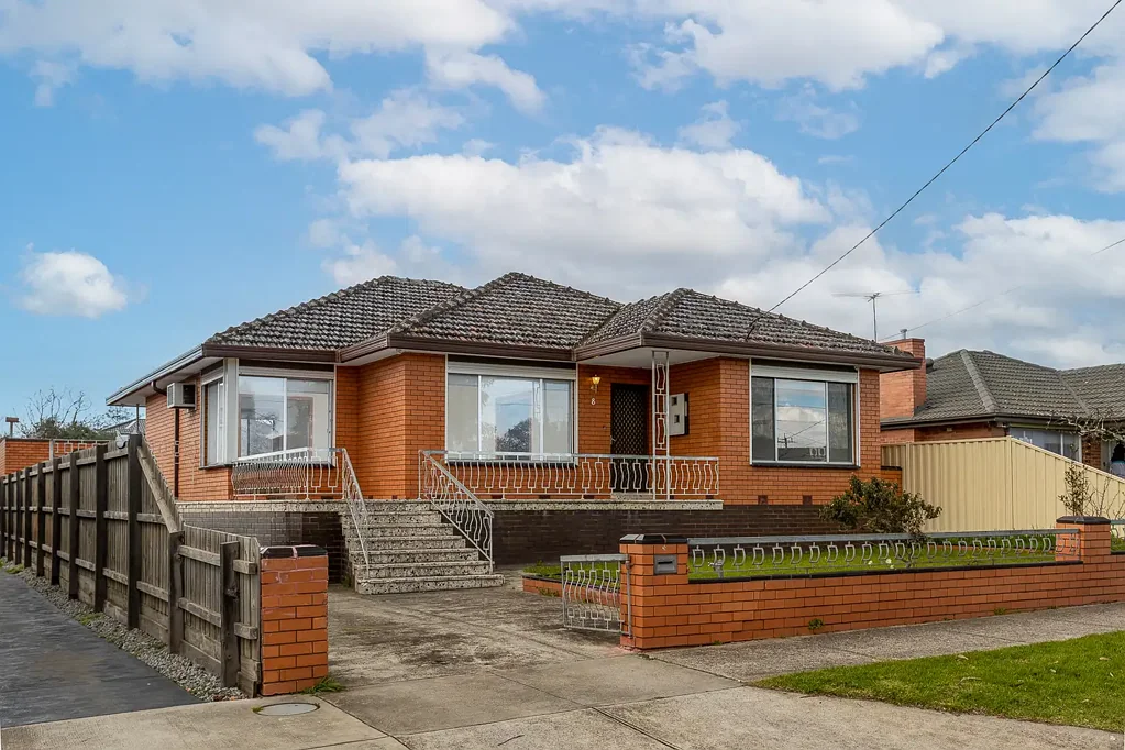 COMFORT & SPACE 3 BEDROOM FAMILY HOME
