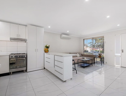 10-10A Crispin Place, Quakers Hill, Outer Western Sydney, 6 कमरे, 2 बाथरूम, House