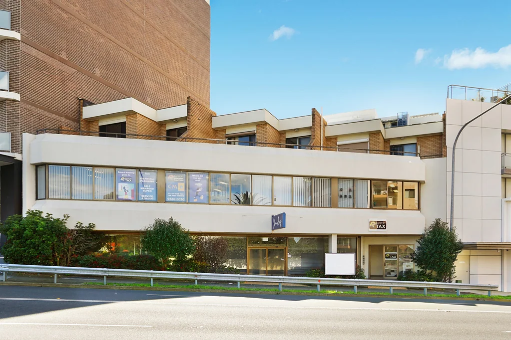 Hurstville 2房 Hurstville中心便捷居所 宽敞两卧公寓 安全社区 步行交通 现代厨卫 娱乐庭院 带锁车库 Comfortable Apartment in Convenient Hurstville Location
