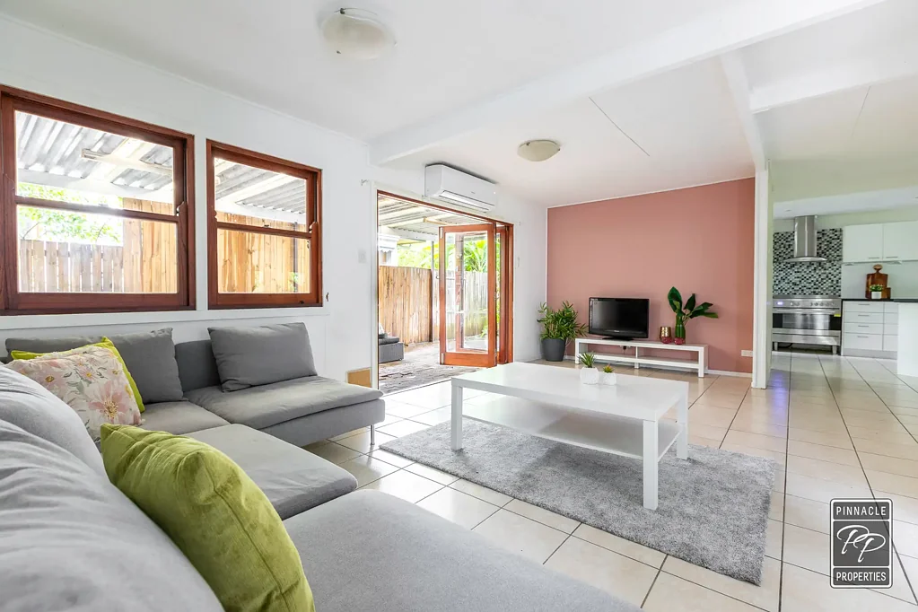 101 Kilkivan Avenue, Kenmore, QLD 4069